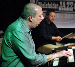 picture of Dan Kostelnik